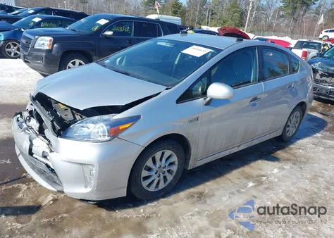 2013 Toyota Prius Plug-In z USA, uszkodzony, nr VIN JTDKN3DP6D3044527